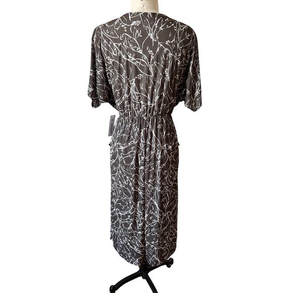 NWT GILLI Stretchy Taupe & White Print Midi Dress Size Small - Picture 4 of 6